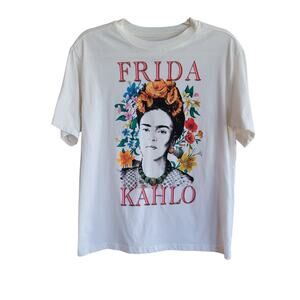 Frida Kahlo Graphic Tee White Floral Portrait Art Shirt Short Sleeve Medium